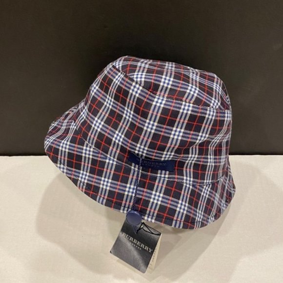 Authentic Burberry London Nova Check Plaid Reversible Bucket Hat Navy Size M NEW - Picture 1 of 3